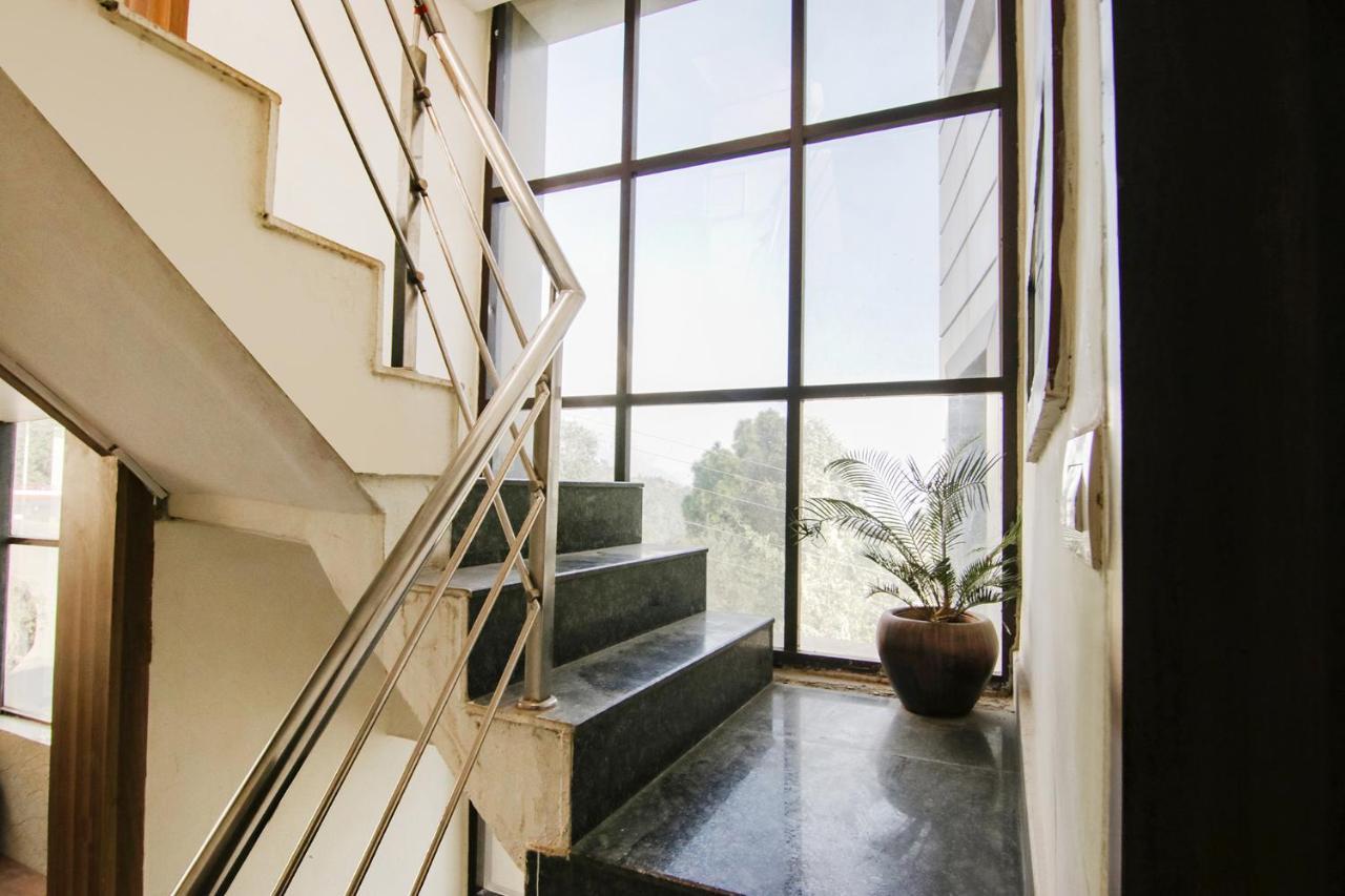 Fabhotel Vijay Palace Dharamszala Kültér fotó